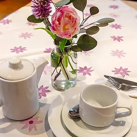 Fraenkische Landherberge, Garni Hotel *